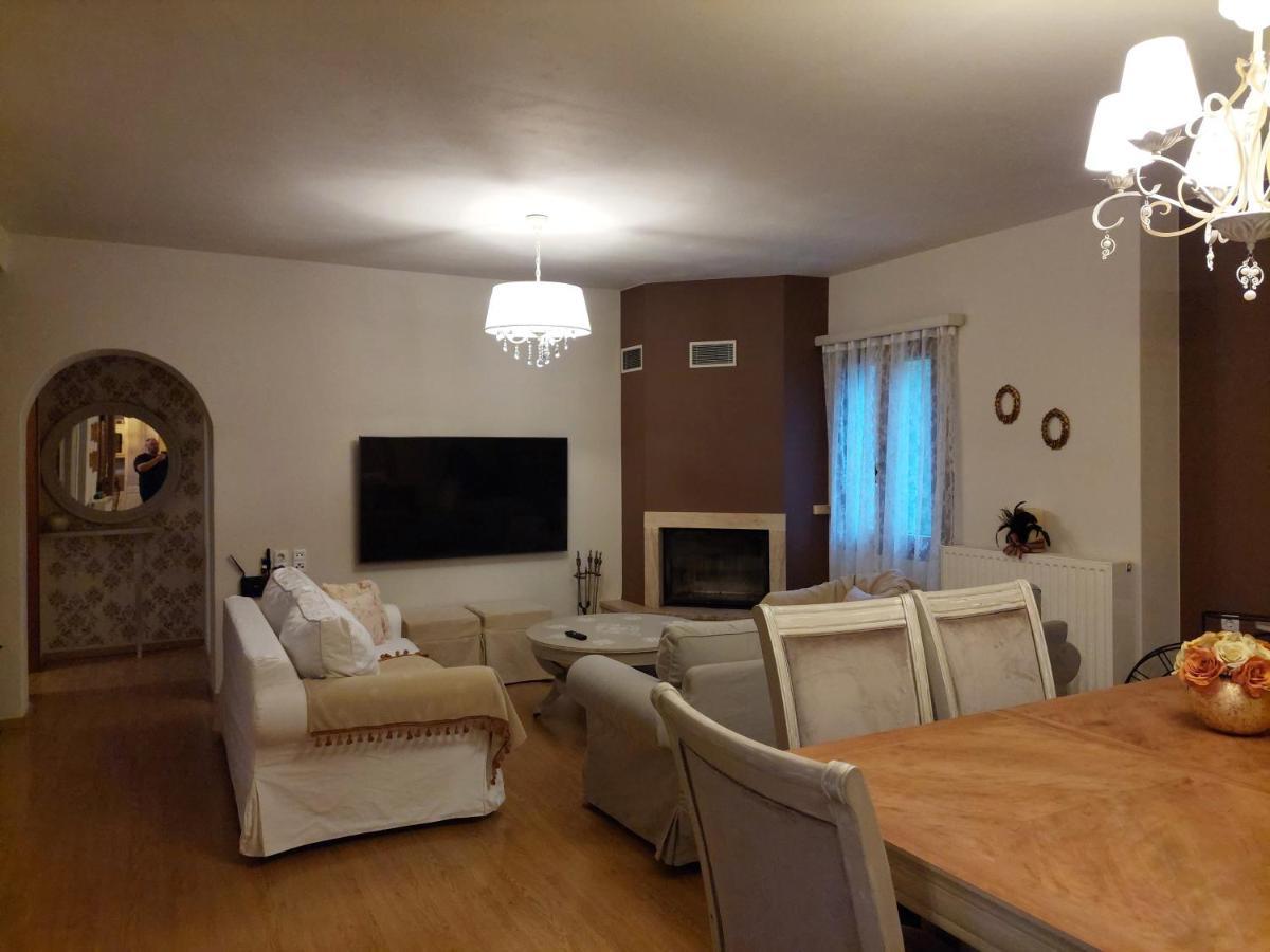 Luxury 3BR Sunrise Villa , Seaside Gyrismata Skyros Exterior foto