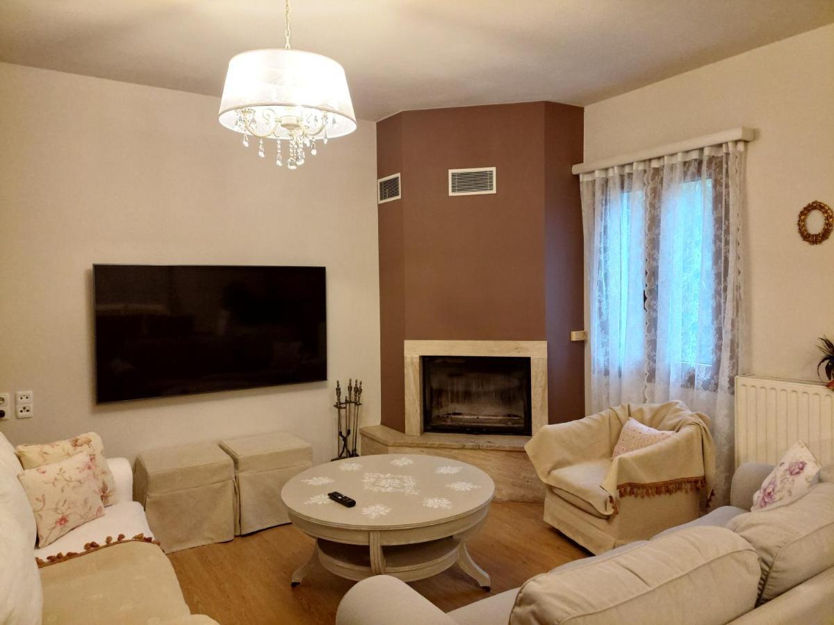 Luxury 3BR Sunrise Villa , Seaside Gyrismata Skyros Exterior foto